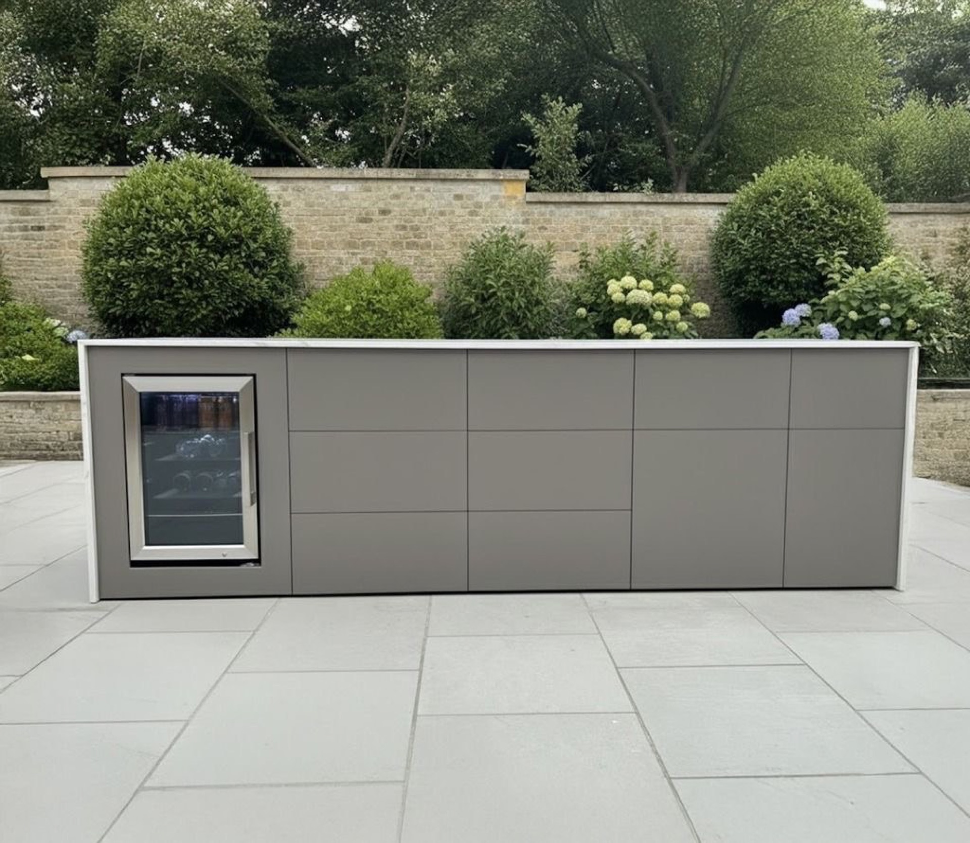 Outdoor kitchen with countertop