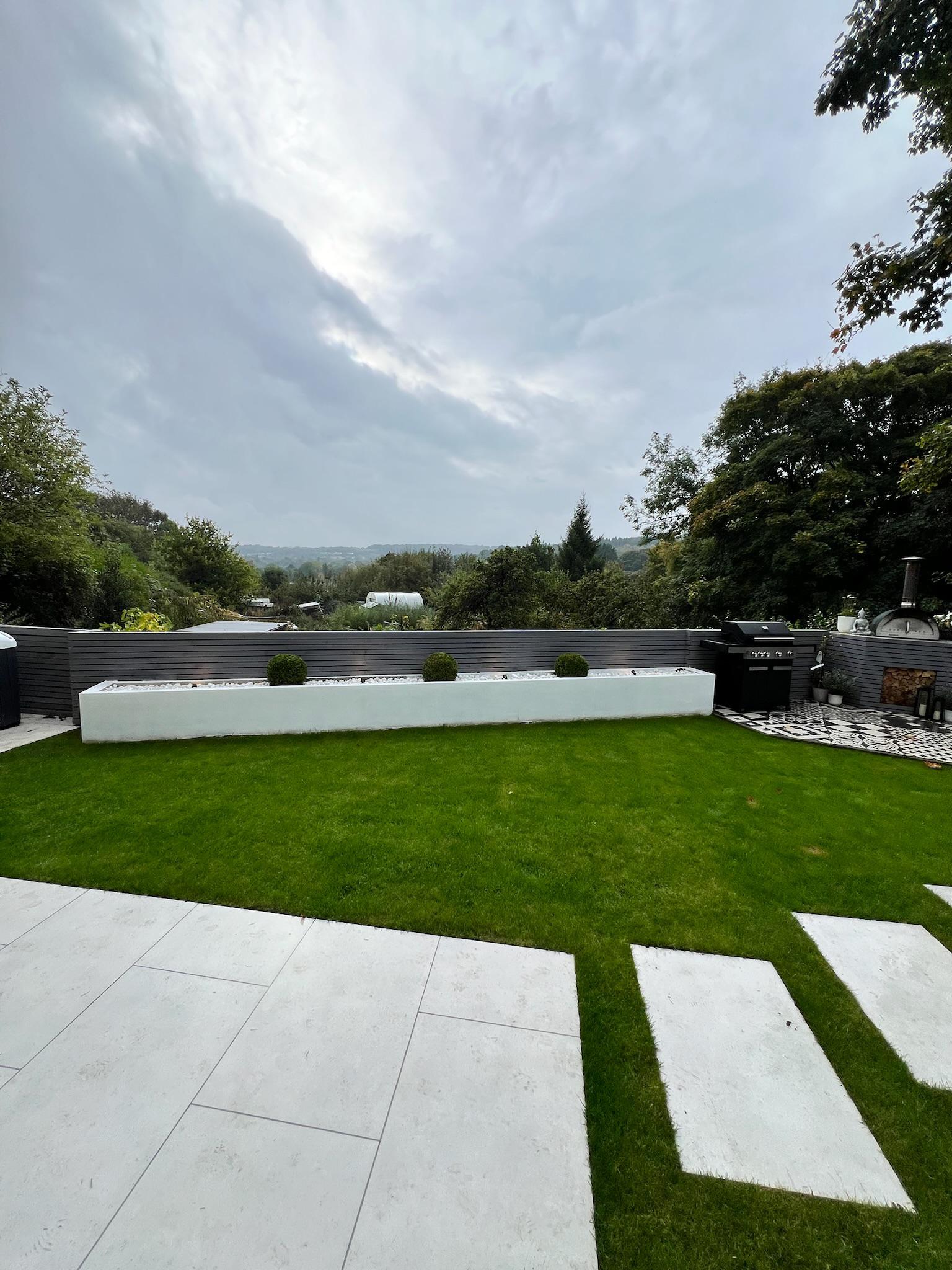 Garden with Decking & Outdoor Kitchen detail 9