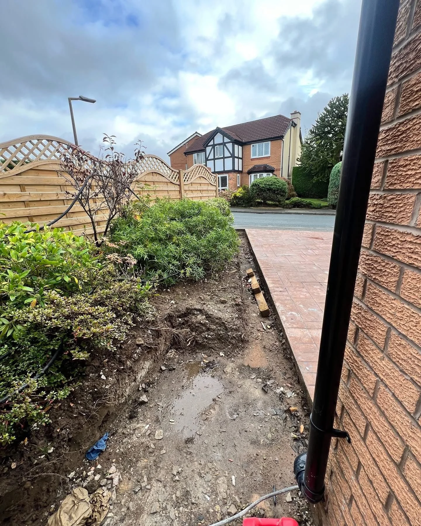 Complete Garden with Pergola detail 3