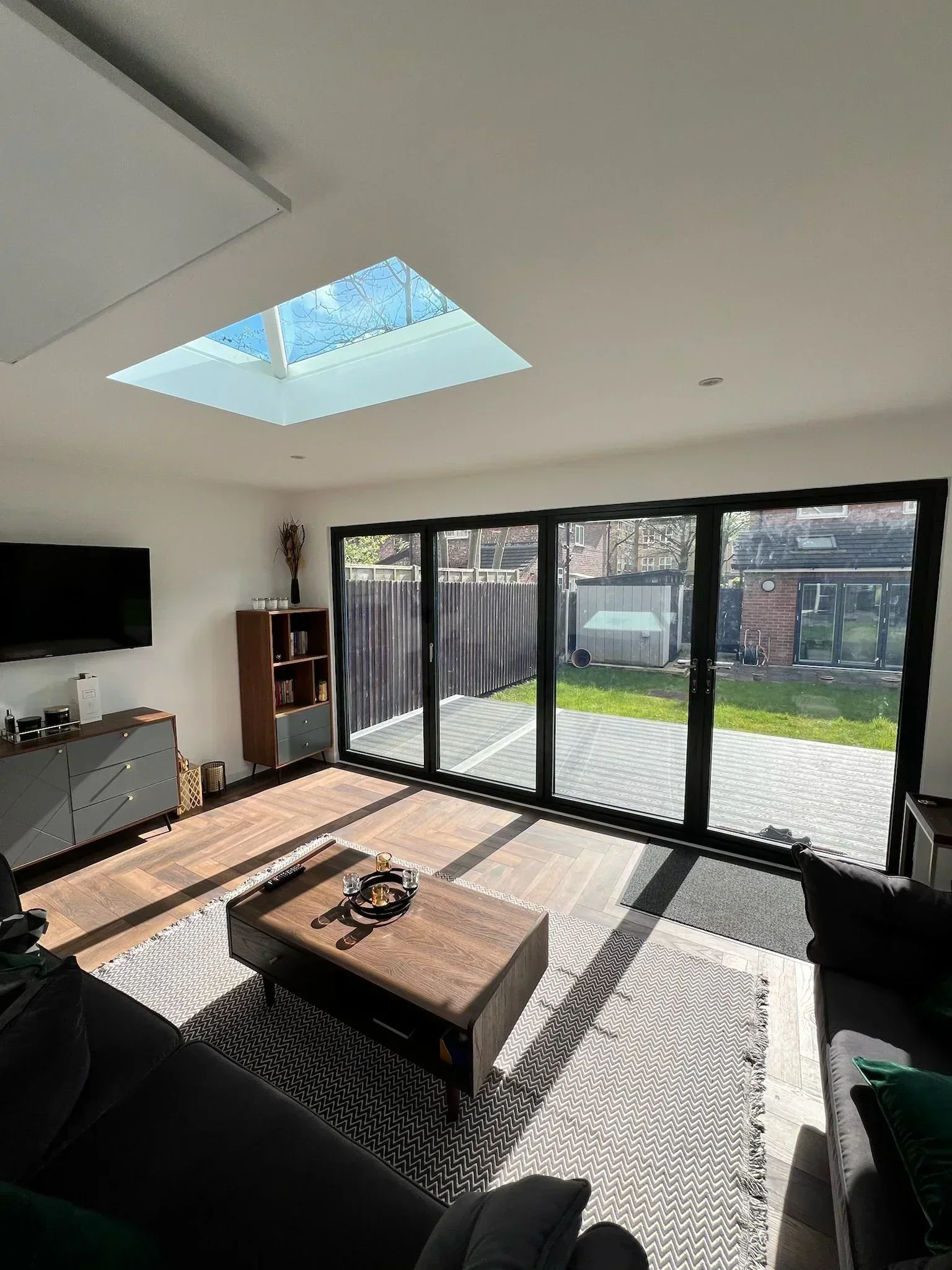 Bespoke Garden Room with Skylight — photo 22
