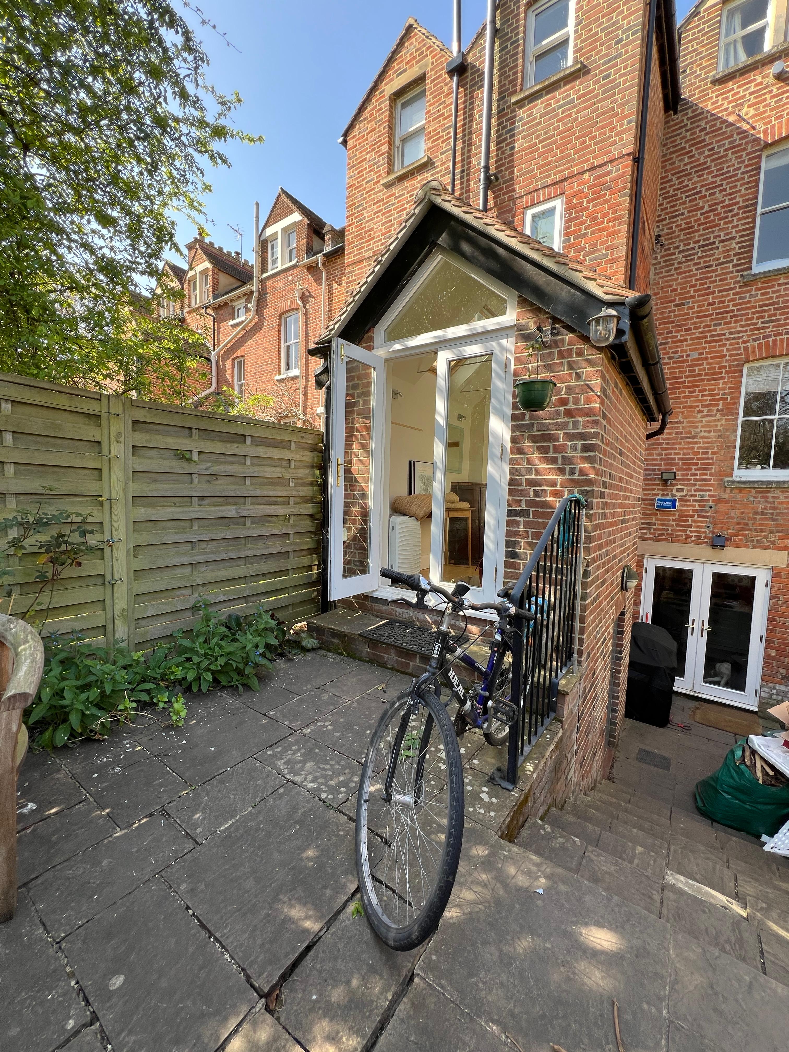 Townhouse Garden Retreat detail 4