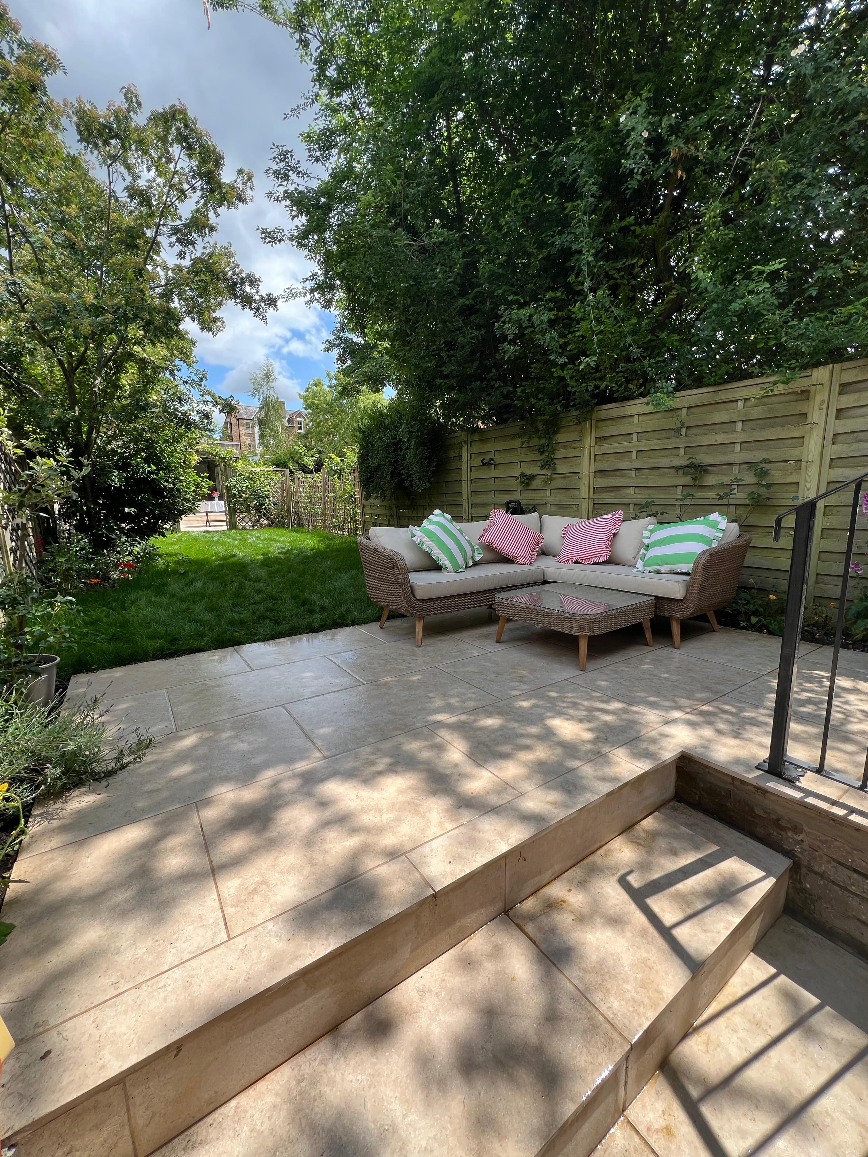 Townhouse Garden Retreat detail 5