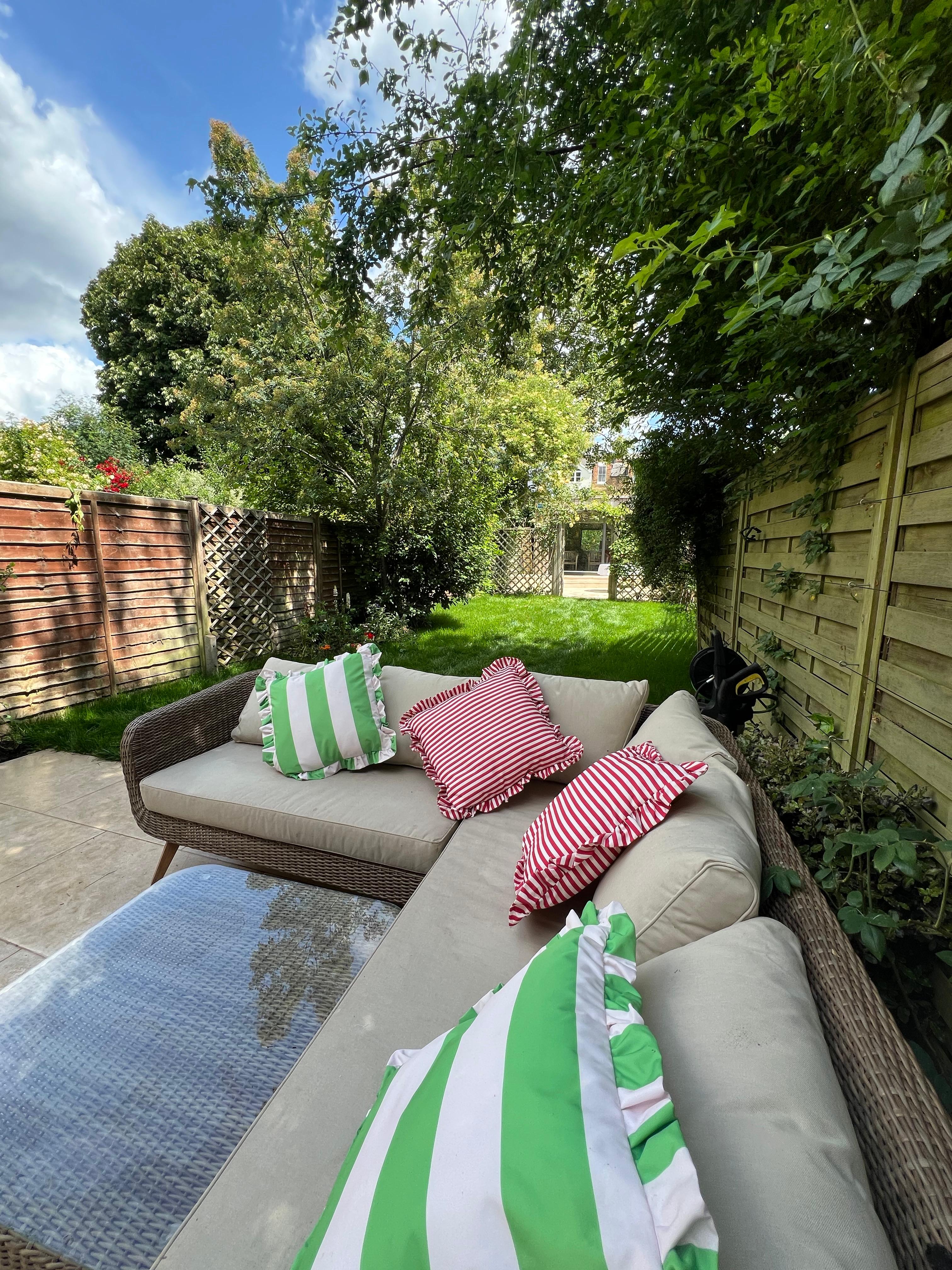 Townhouse Garden Retreat detail 9