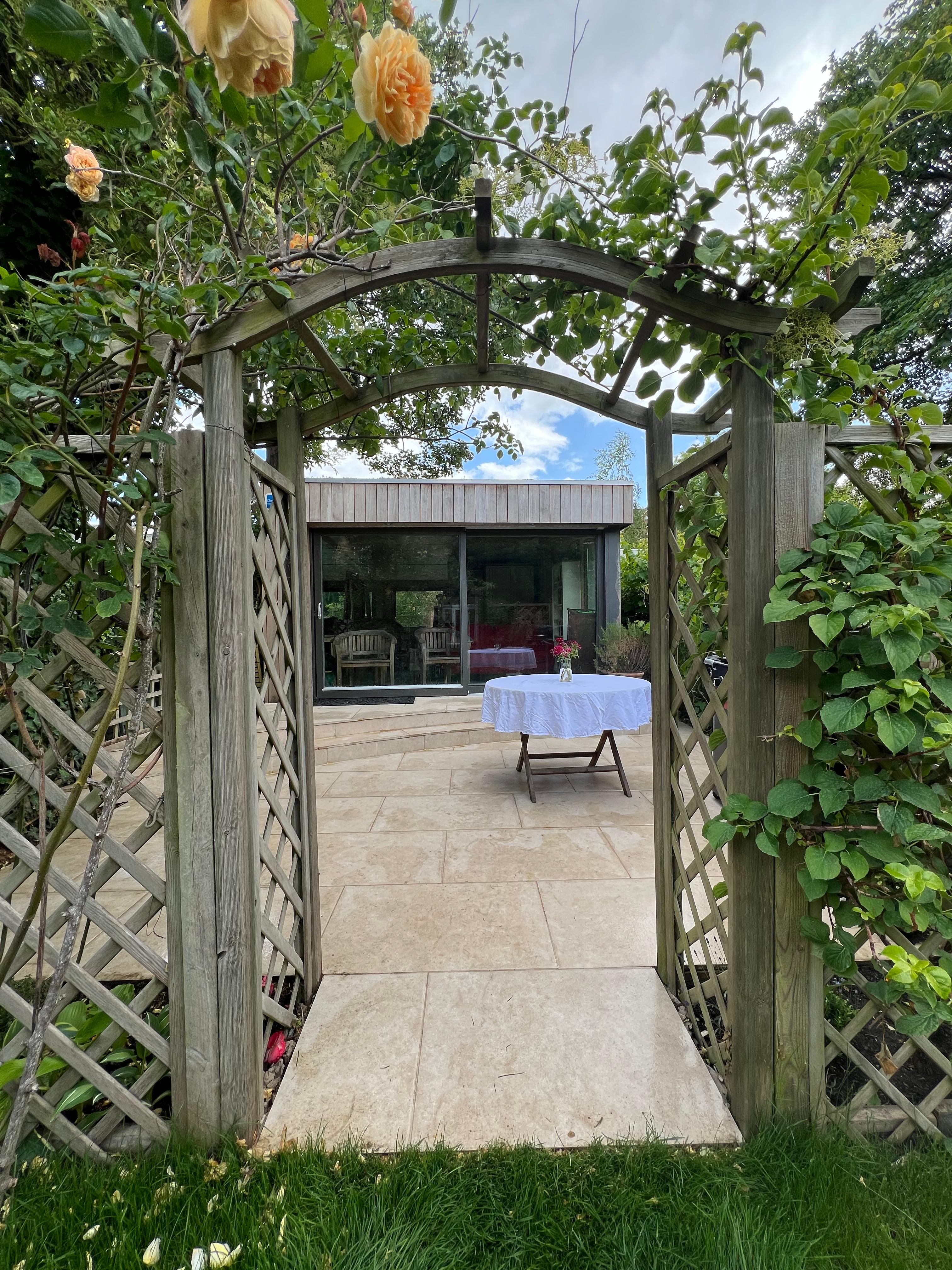 Townhouse Garden Retreat detail 10