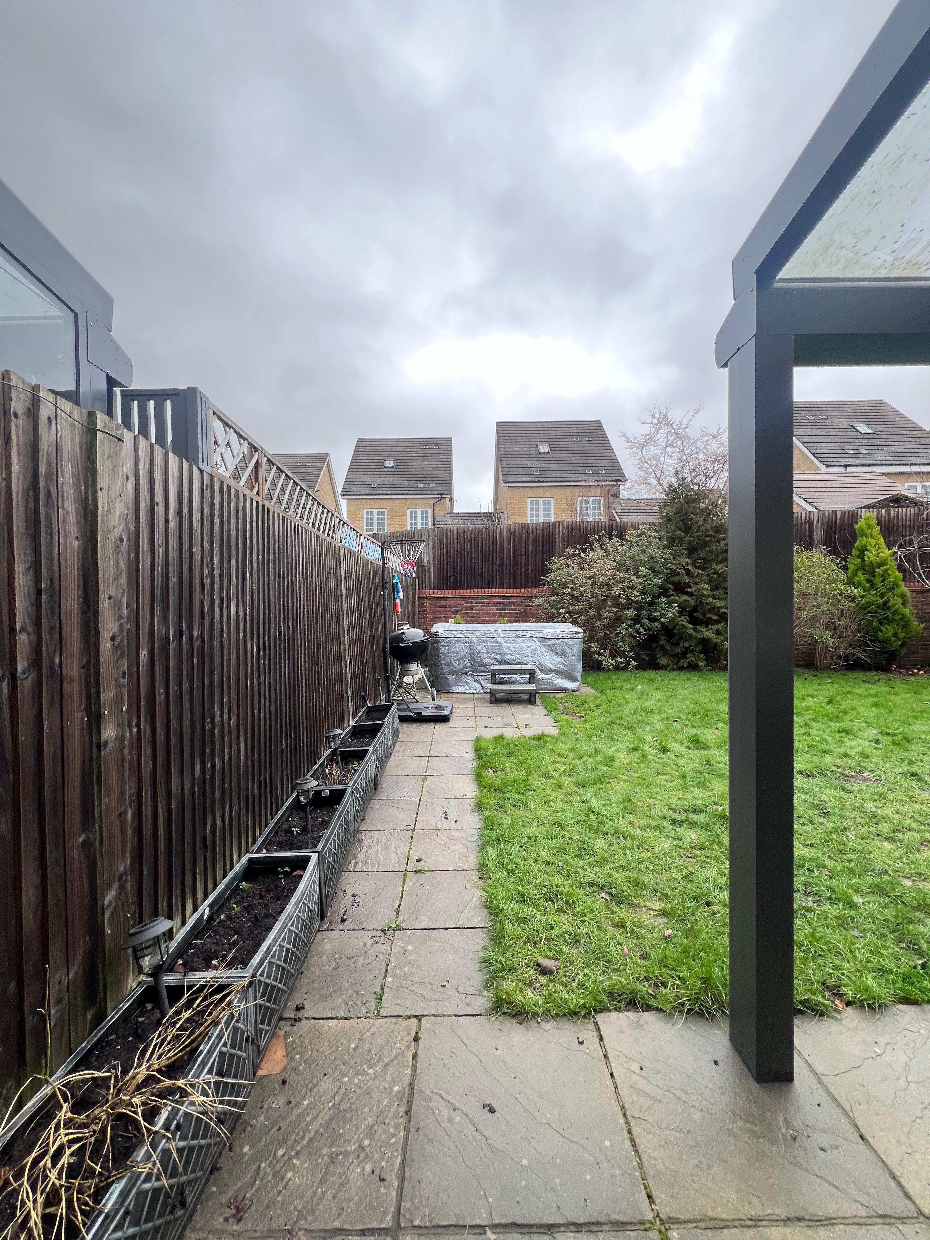 Pergola, Jacuzzi & Front Garden detail 16