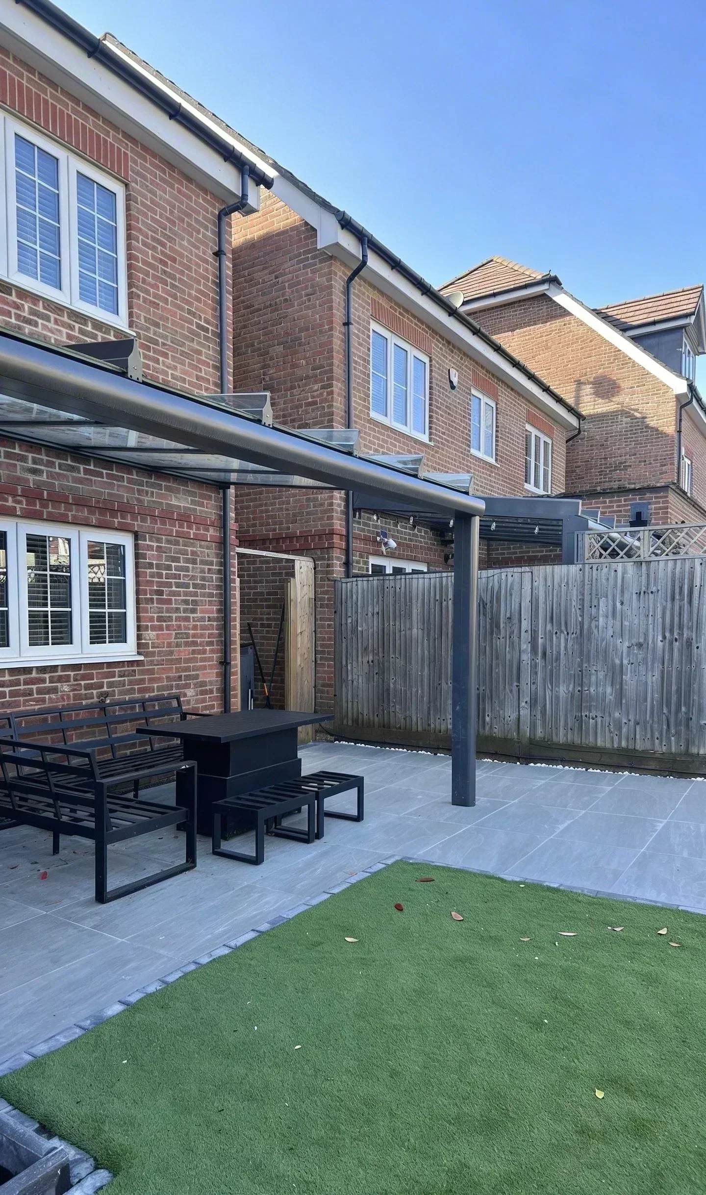Pergola, Jacuzzi & Front Garden