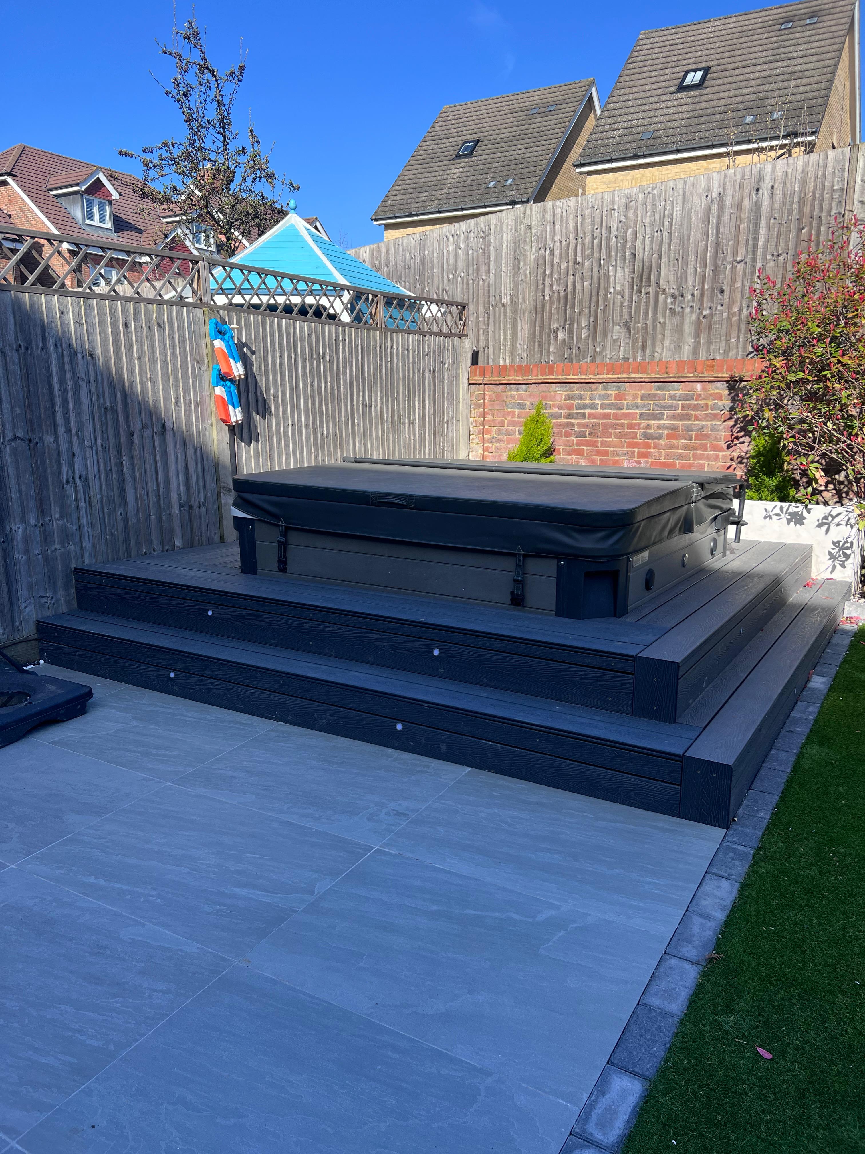 Pergola, Jacuzzi & Front Garden detail 20