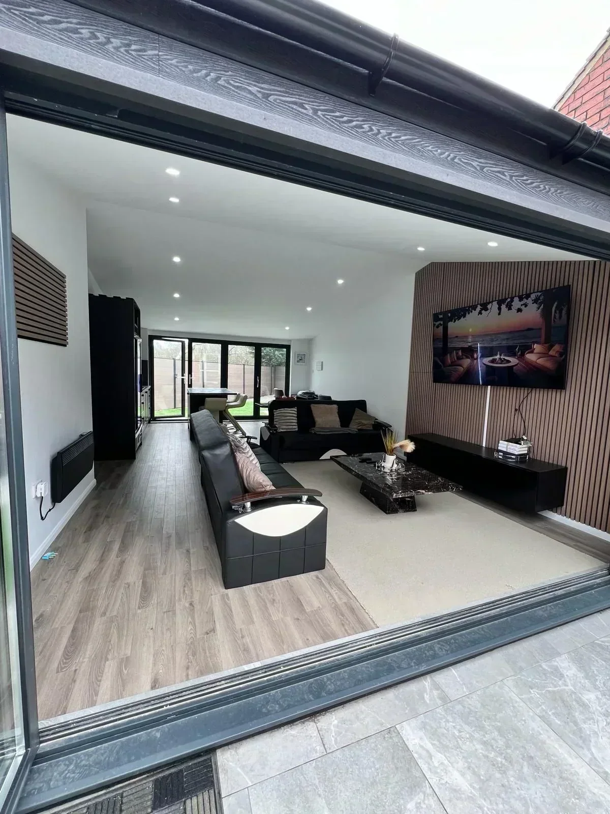 Garden Room, Jacuzzi & Sauna Retreat — photo 15