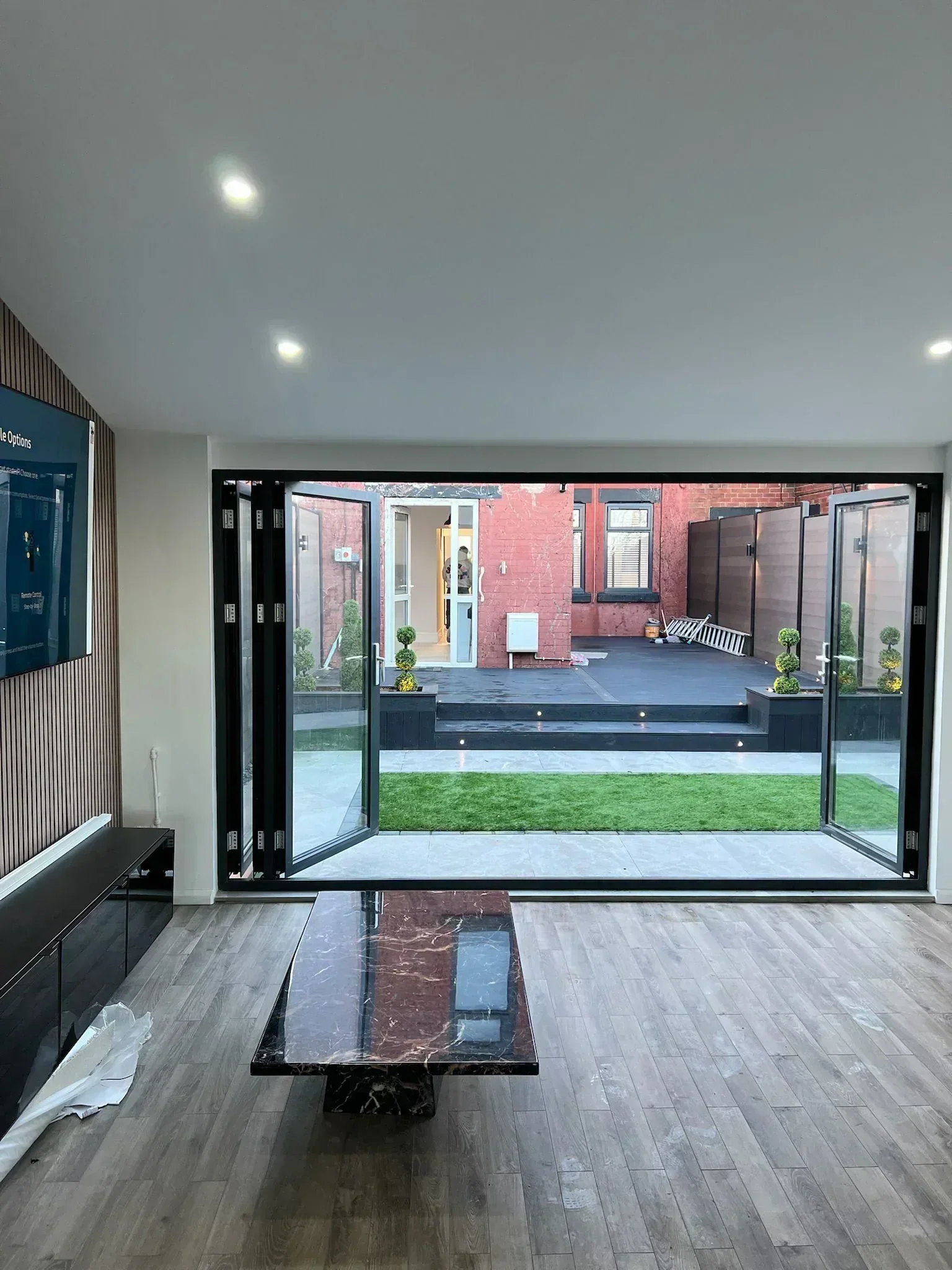 Garden Room, Jacuzzi & Sauna Retreat — photo 16