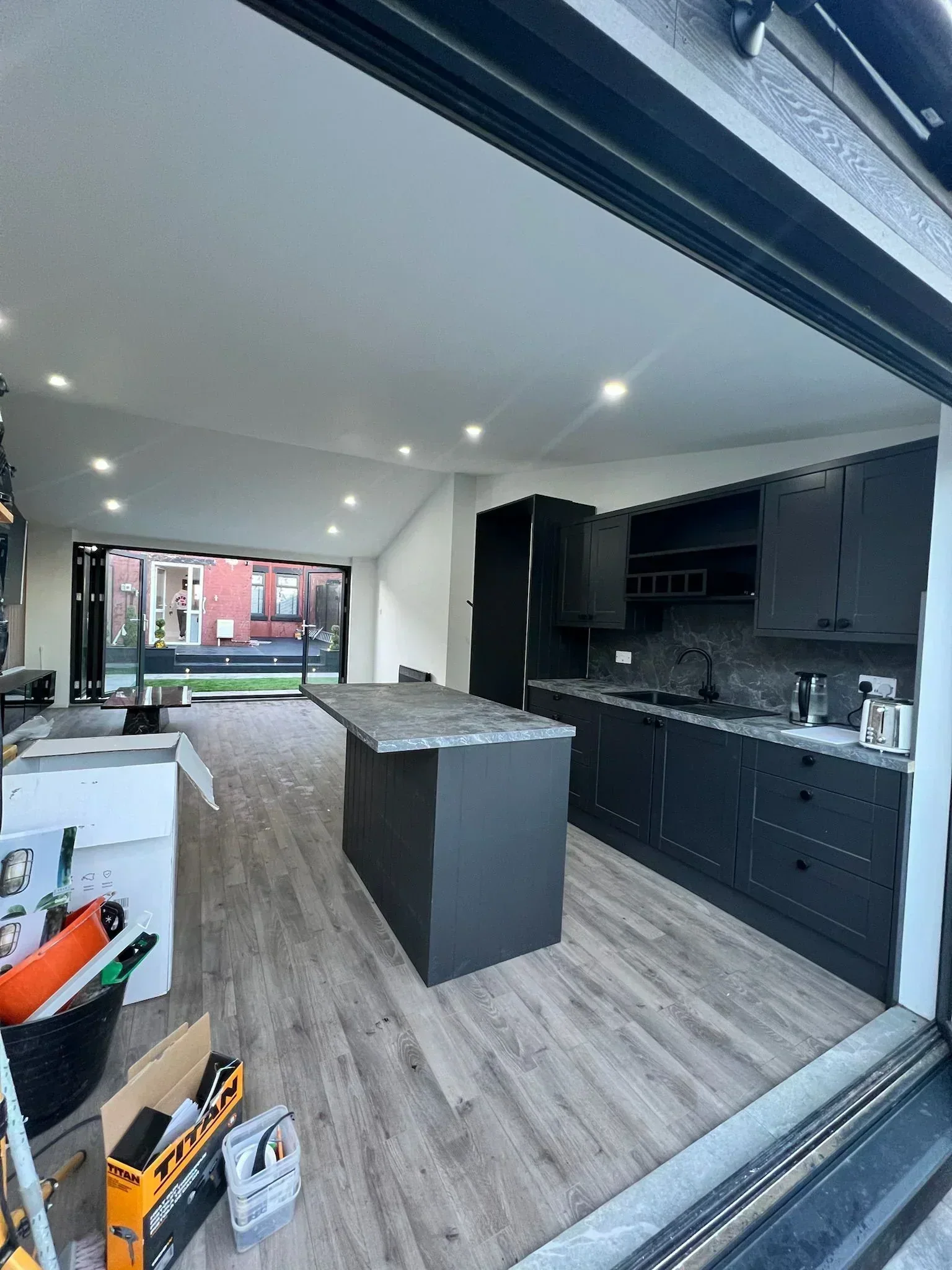 Garden Room, Jacuzzi & Sauna Retreat — photo 17