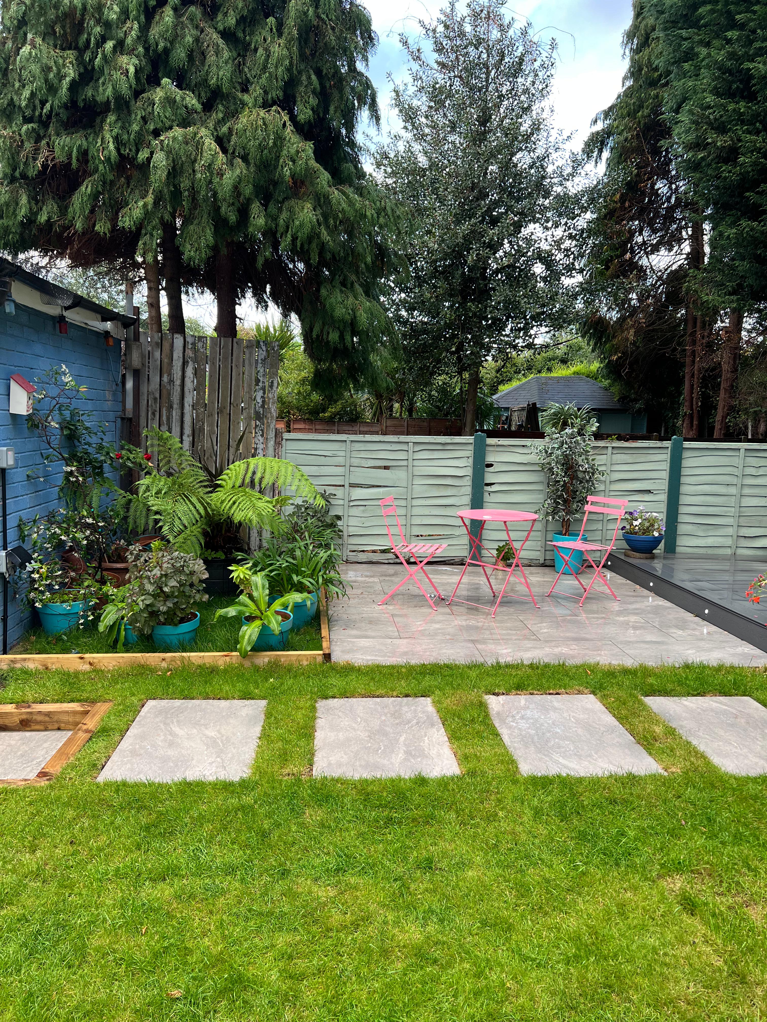 Patio, Decking & Natural Grass detail 8