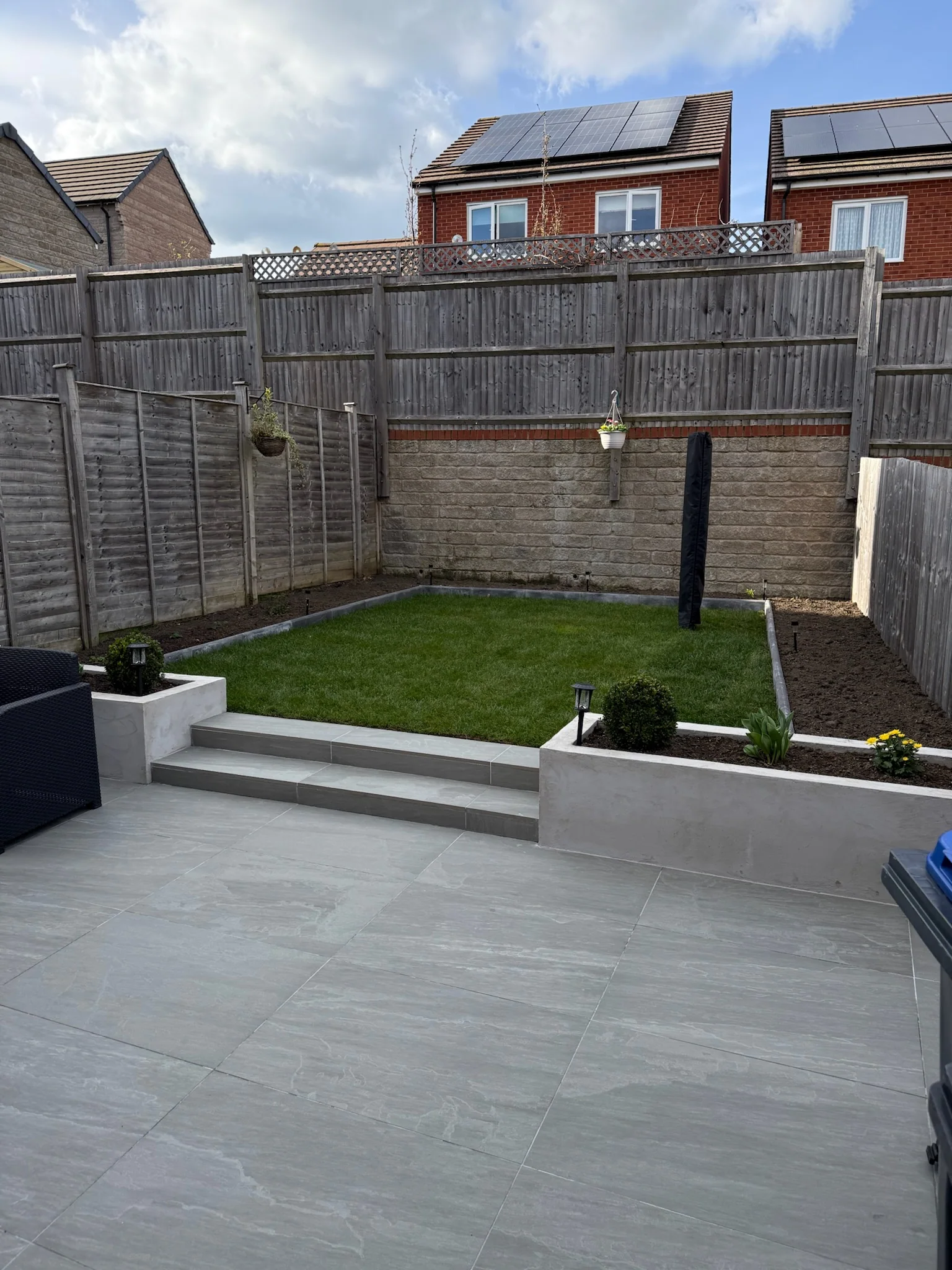 New Build Garden with Raised Planters in Swindon — photo 3