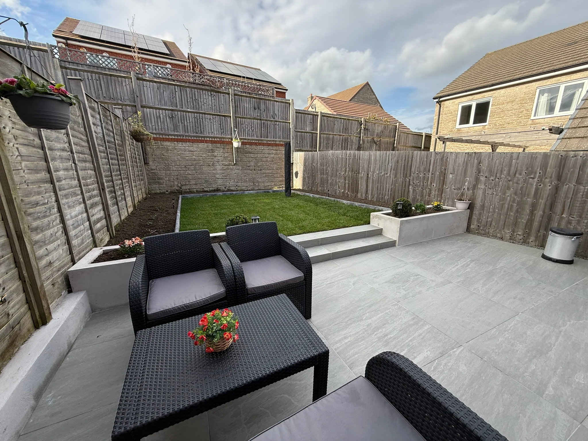 New Build Garden with Raised Planters in Swindon — photo 7