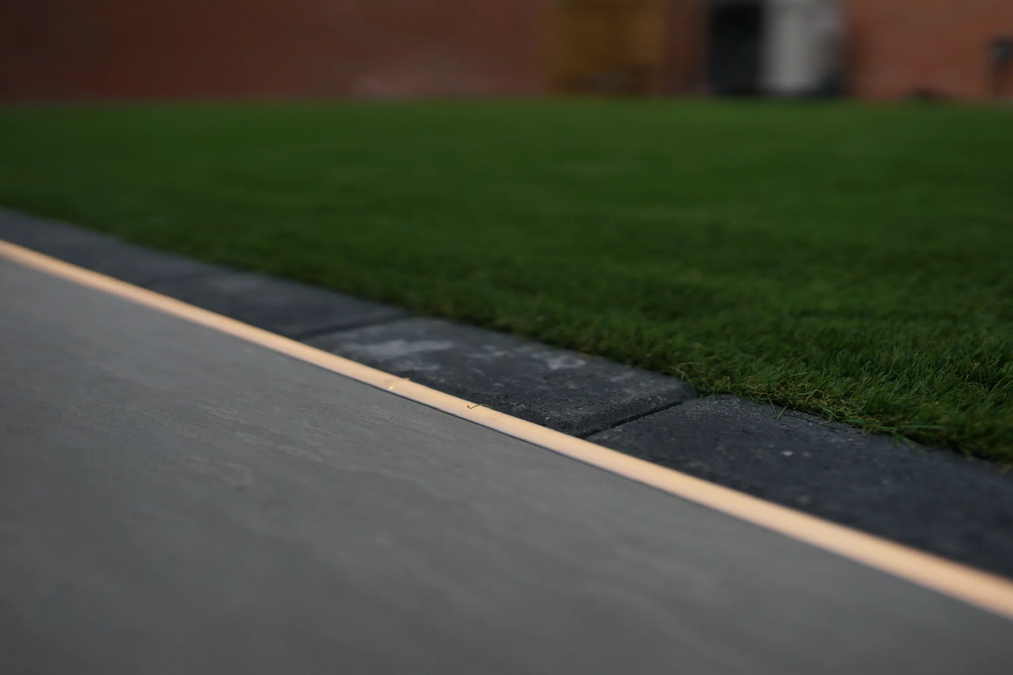 New-Build Garden with Lit Raised Planters in Didcot — photo 11