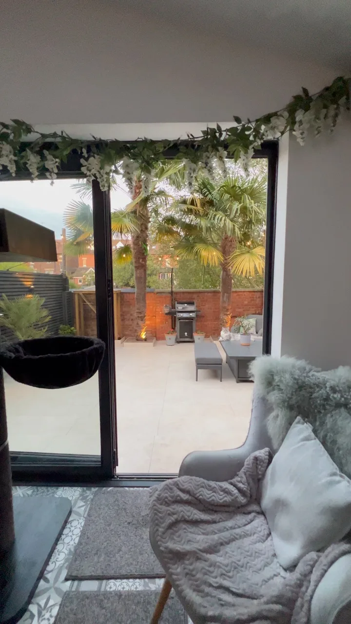 Courtyard Entertaining Space detail 3