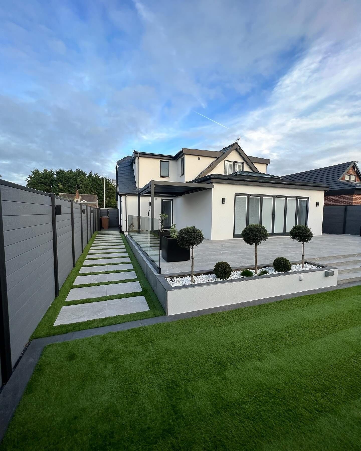 Luxury Modern Garden detail 9