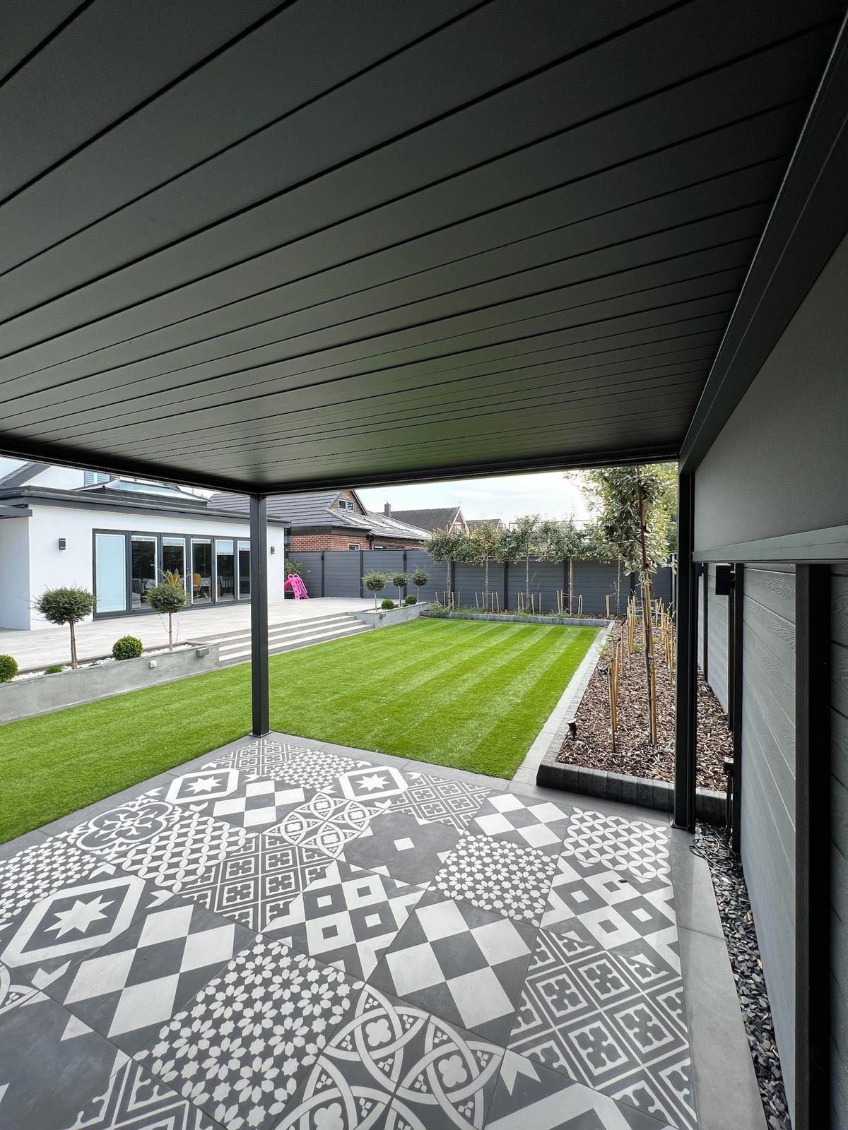 Luxury Modern Garden detail 7