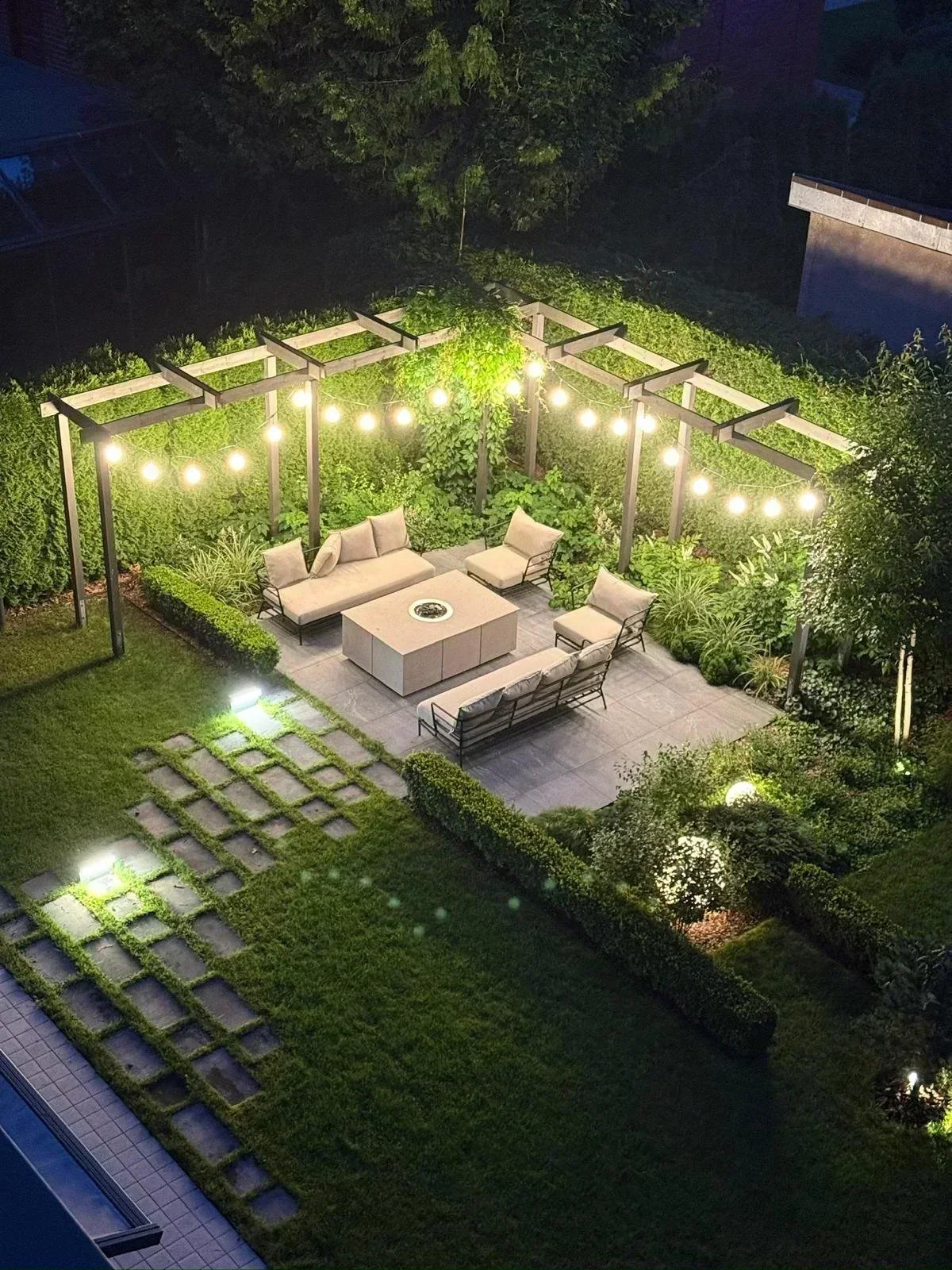 Contemporary Garden Transformation — photo 4