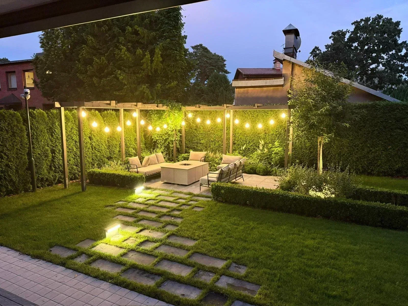Contemporary Garden Transformation — photo 5