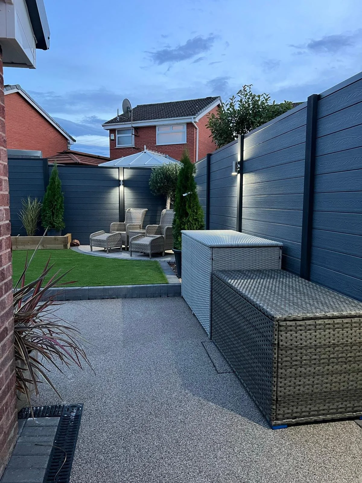 Complete Front & Back Garden detail 8